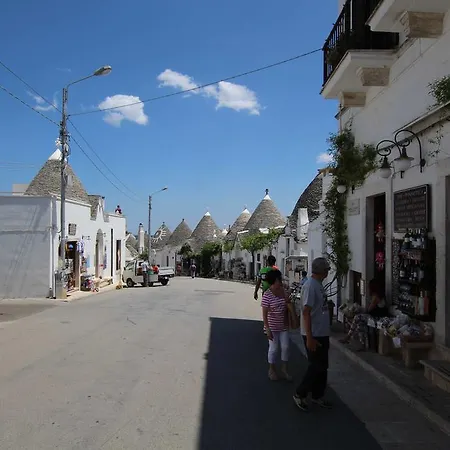 Suite Del Vico Alberobello Exterior photo